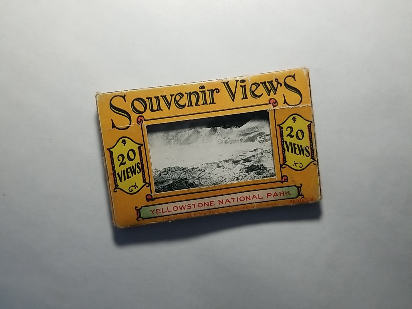 Yellowstone National Park 20 Souvenir Mini Photographs 3-1/2″ X 2-1/4″