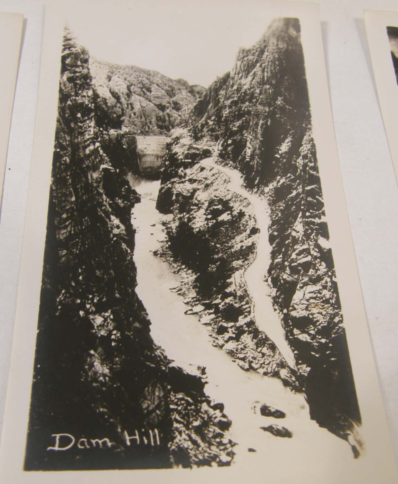 SET 12 VINTAGE PHOTOS CODY WYOMING BUFFALO BILL RESERVOIR & MUSEUM YELLOWSTONE