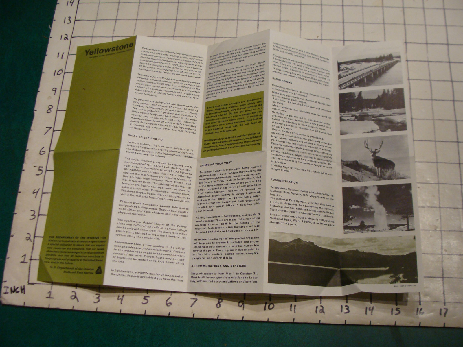 Vintage paper: 1967 YELLOWSTONE park fold out paper brochure