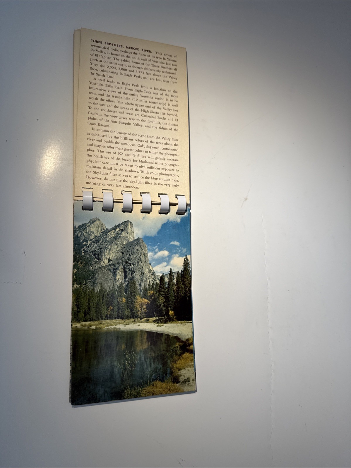 1955 Yosemite Picture And Photo Guide Spiral Bound 6″ x 3.5″ Souvenir Book