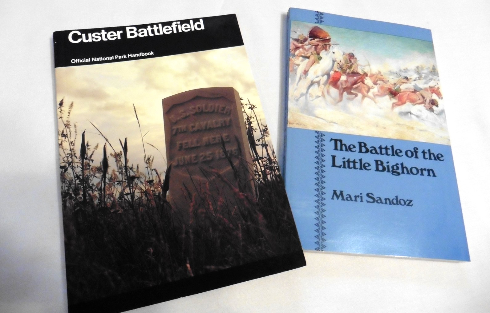 Lot of Vtg Custer Battlefield Little Bighorn National Monument Books + Postcards
