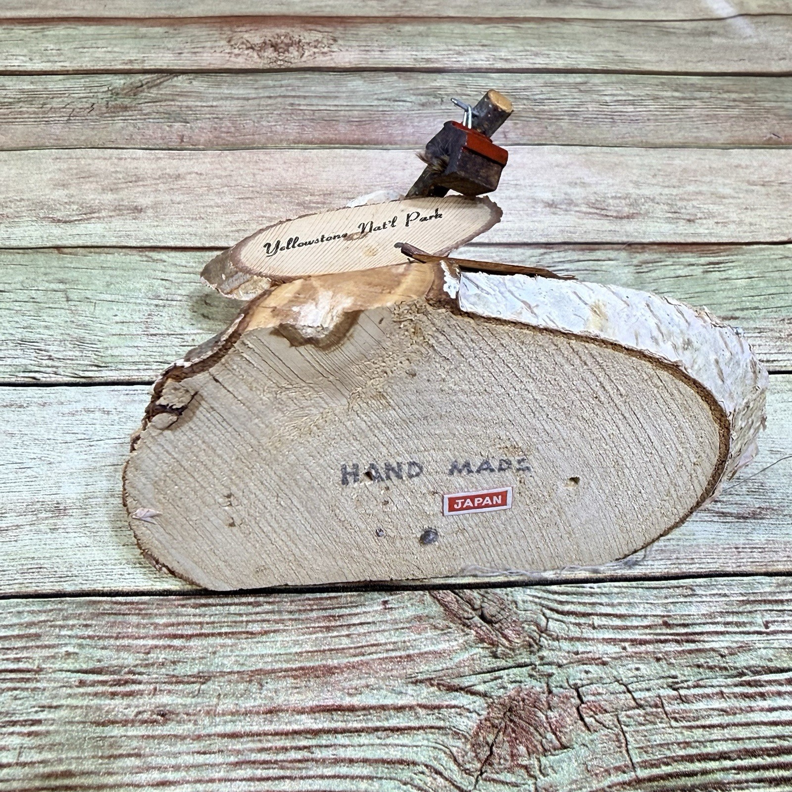 Vintage Yellowstone National Park Handmade Wood Cabin w Trim Figurine 4.5″ Tall