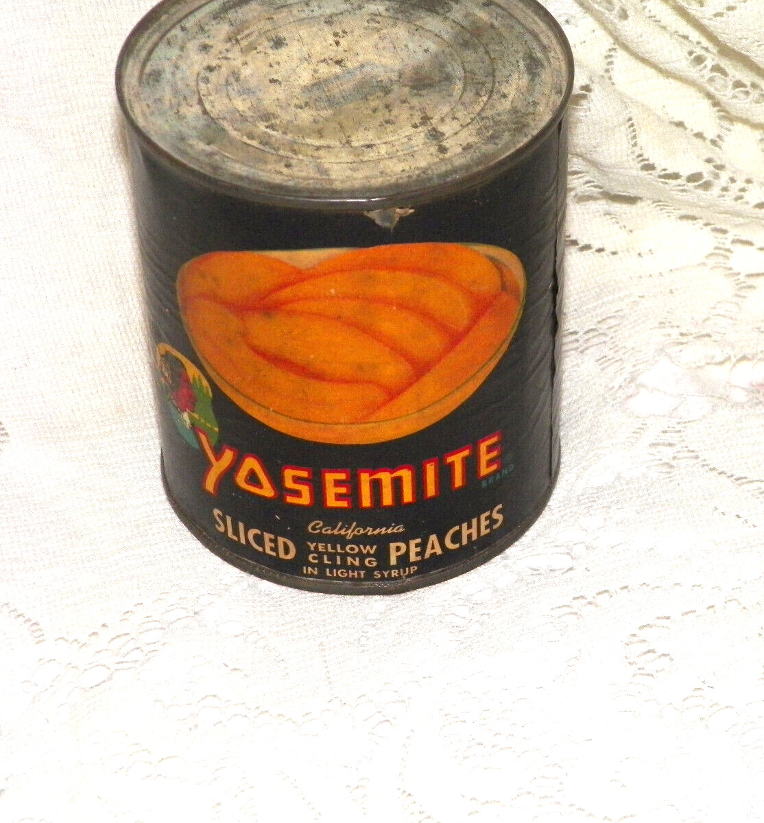 RARE ANTIQUE 1914 YOSEMITE NATIONAL PARKT IN PEACH CAN COLORFUL LABEL GREAT CON