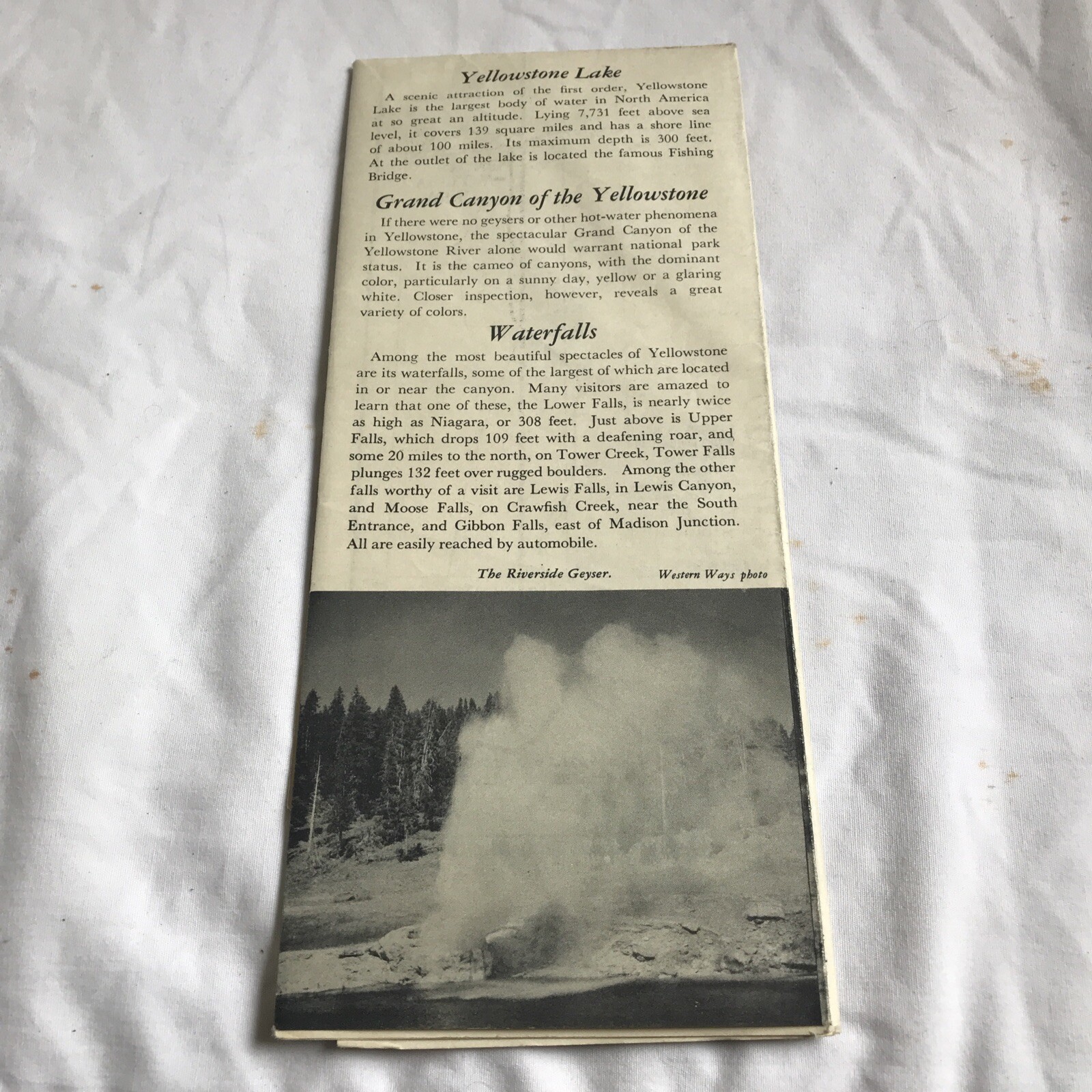 Vintage Yellowstone National Park Map Guide Brochure 1949