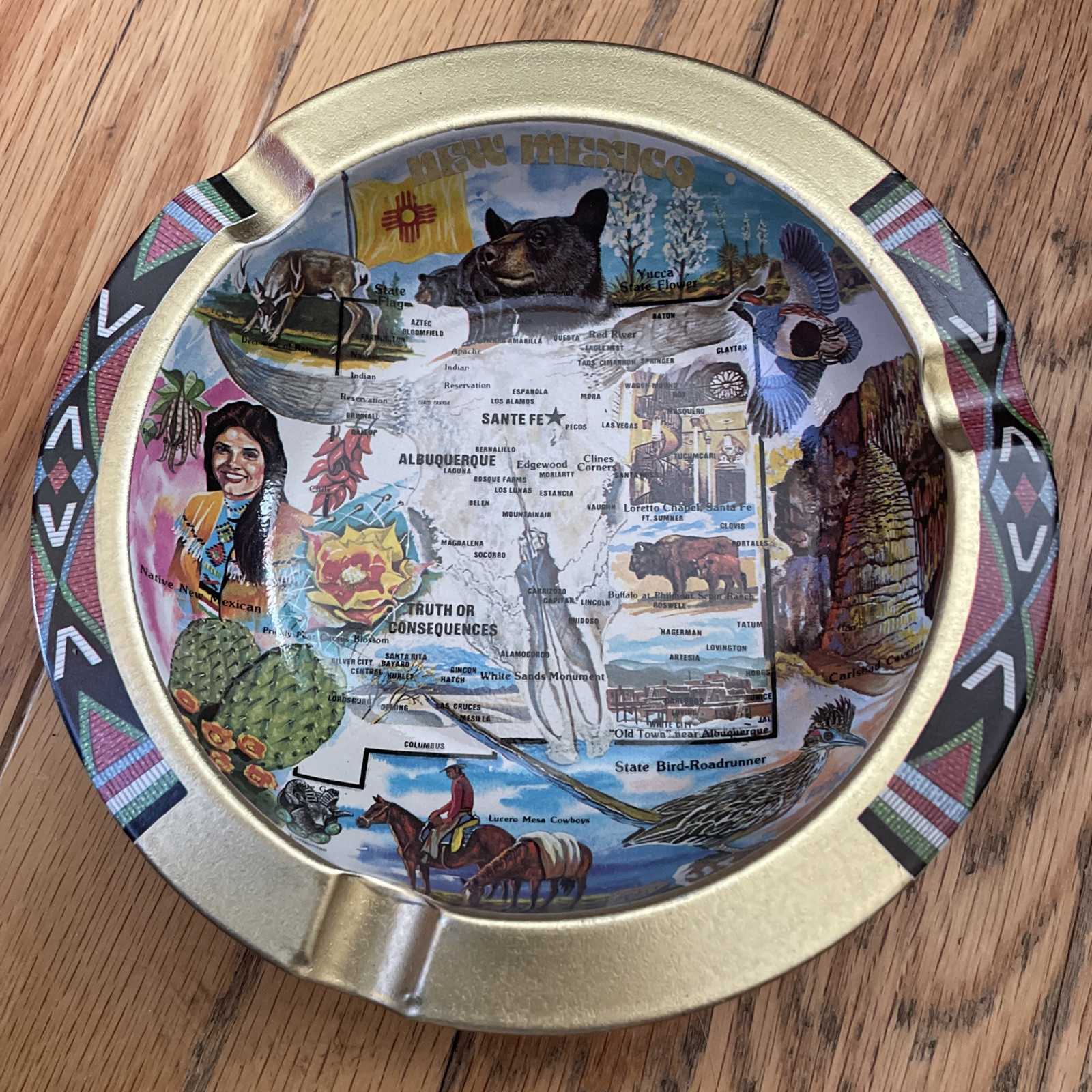 Vintage Metal NEW MEXICO Souvenir Ashtray Same Fe Albuquerque Native Southwest