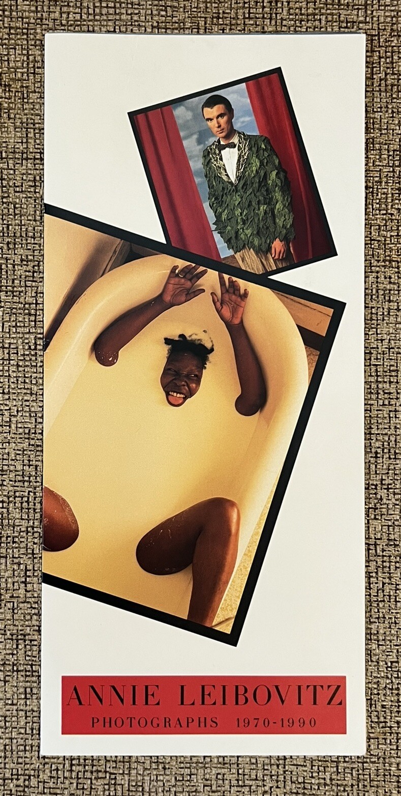 ANNIE LEIBOVITZ 1970 – 1990 EXHIBIT BROCHURE NATIONAL PORTRAIT GALLERY – 1993