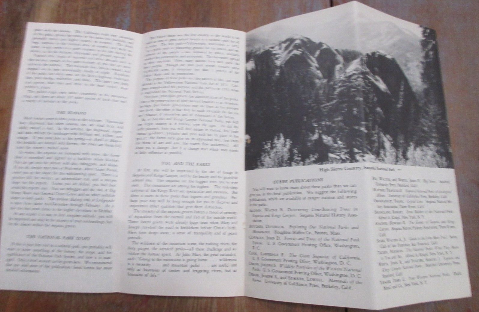 Vintage 1957 SEQUOIA AND KINGS CANYON NATIONAL PARKS CALIFORNIA Map & Guide