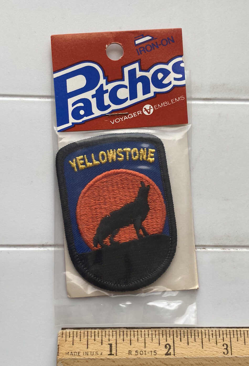 NIP Yellowstone National Park Howling Wolf Full Moon Voyager Iron-on Patch Badge