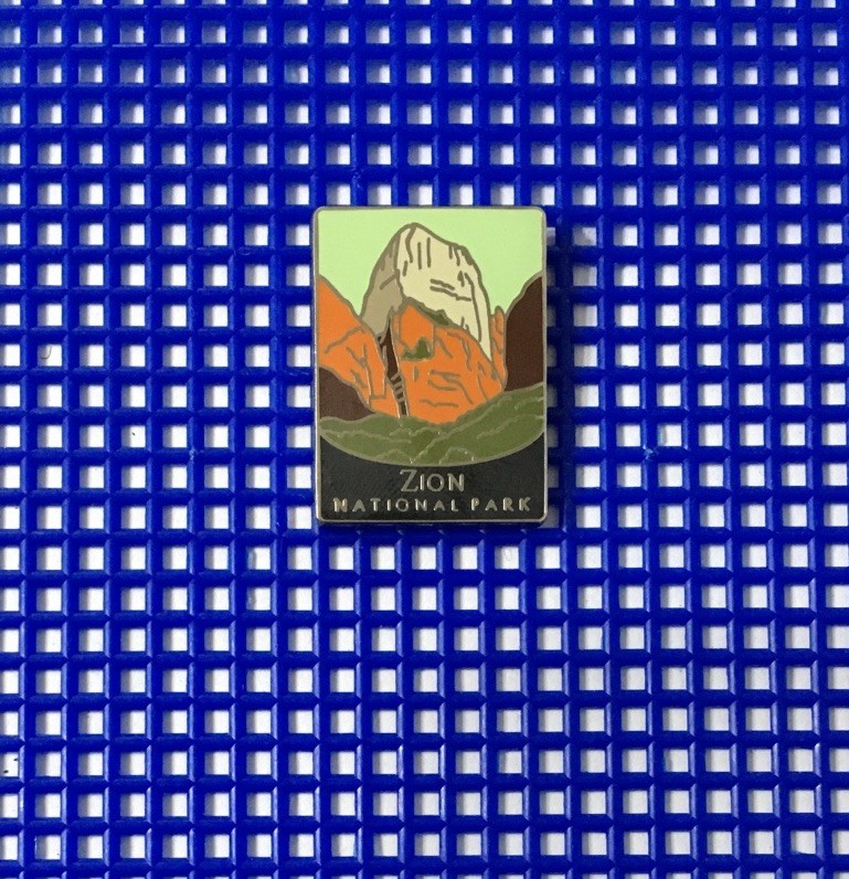 ZION NATIONAL PARK Utah Travel Souvenir Enamel Lapel Hat Pin Badge