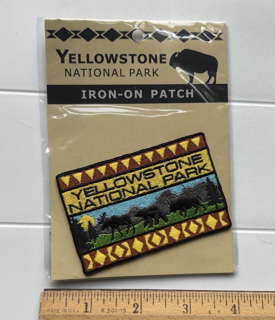 NIP Yellowstone National Park Moose Bison Bear Embroidered Iron-on Patch Badge