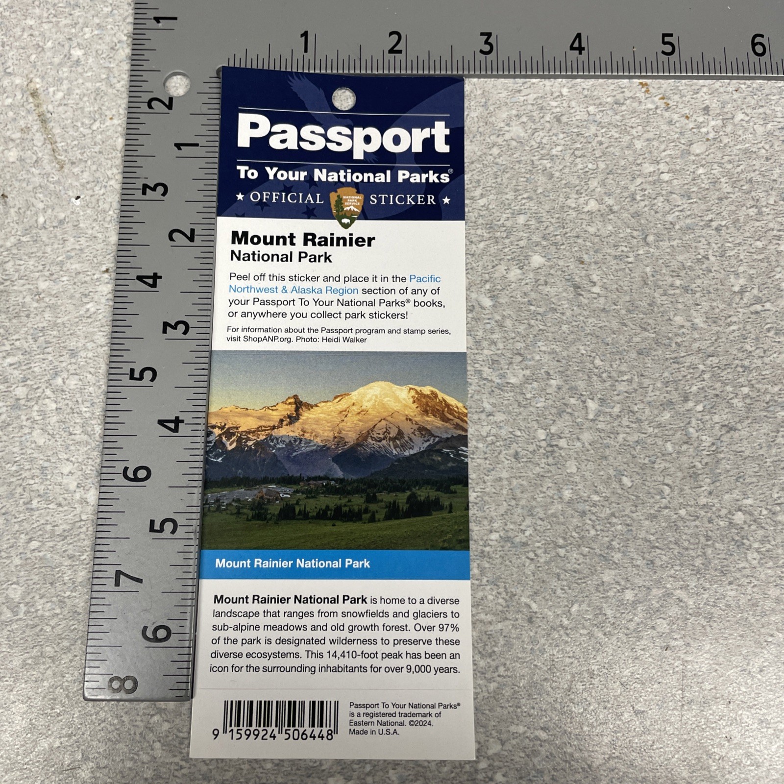 Mount Rainier National Park Gift Pack – Postcards / Decals / Brochure