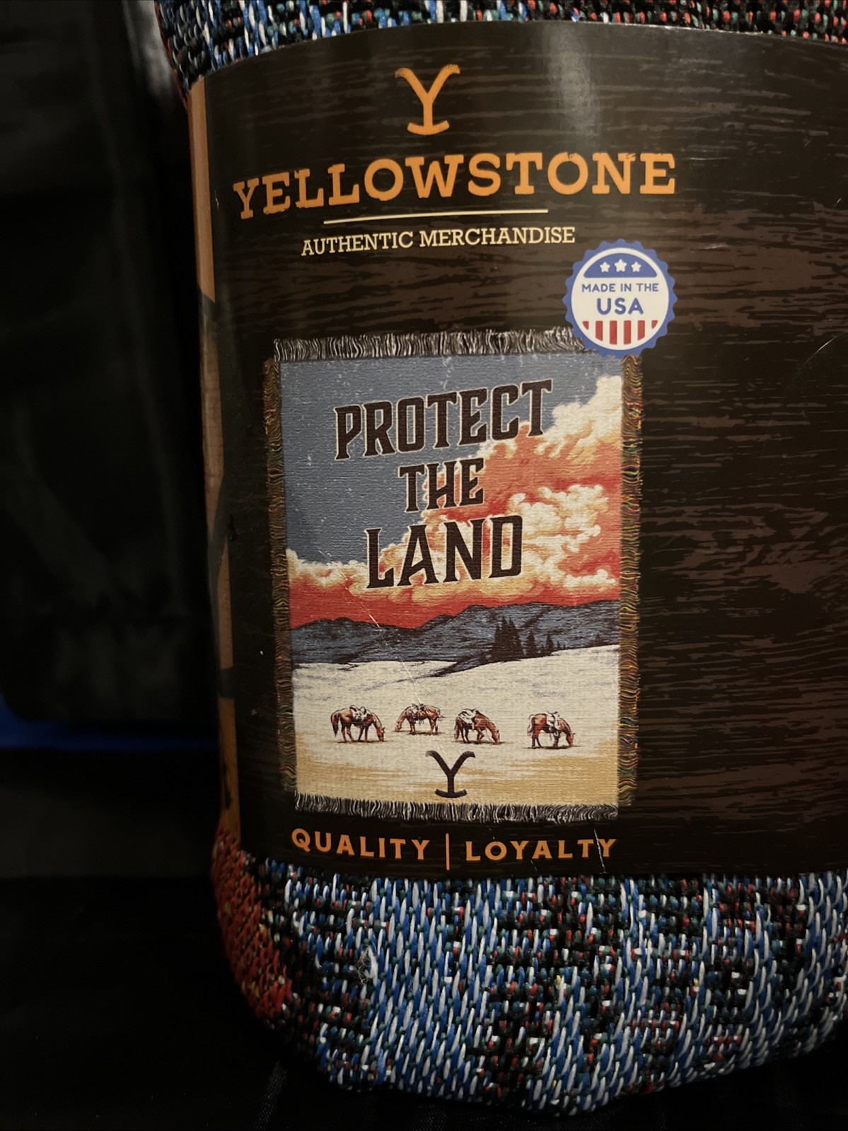 Yellowstone Dutton Ranch “Protect the Land” Woven Tapestry Throw Blanket NEW