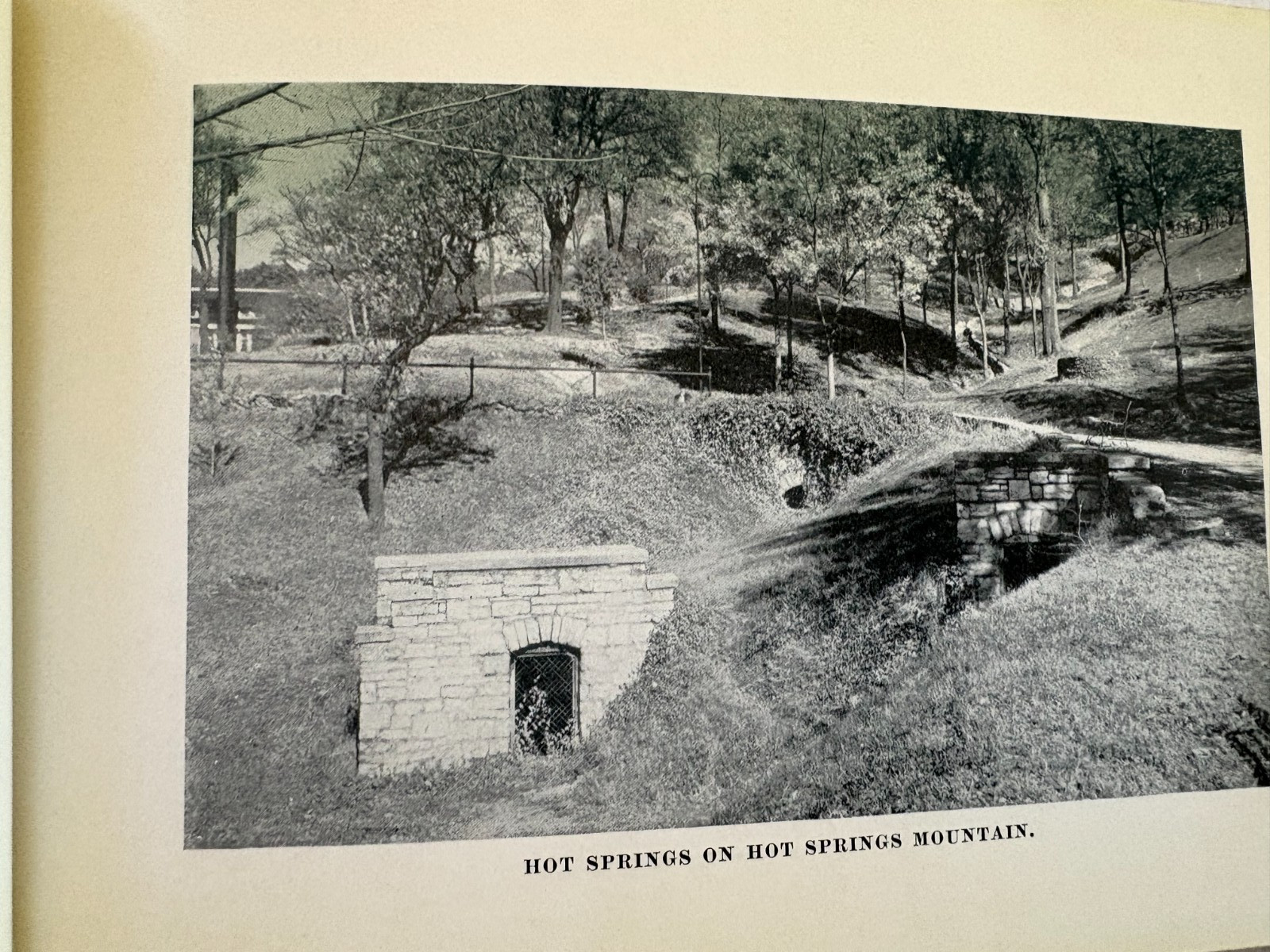 1930’s Booklet “Hot Springs National Park ” Arkansas – 42 pages of Pics & Info *