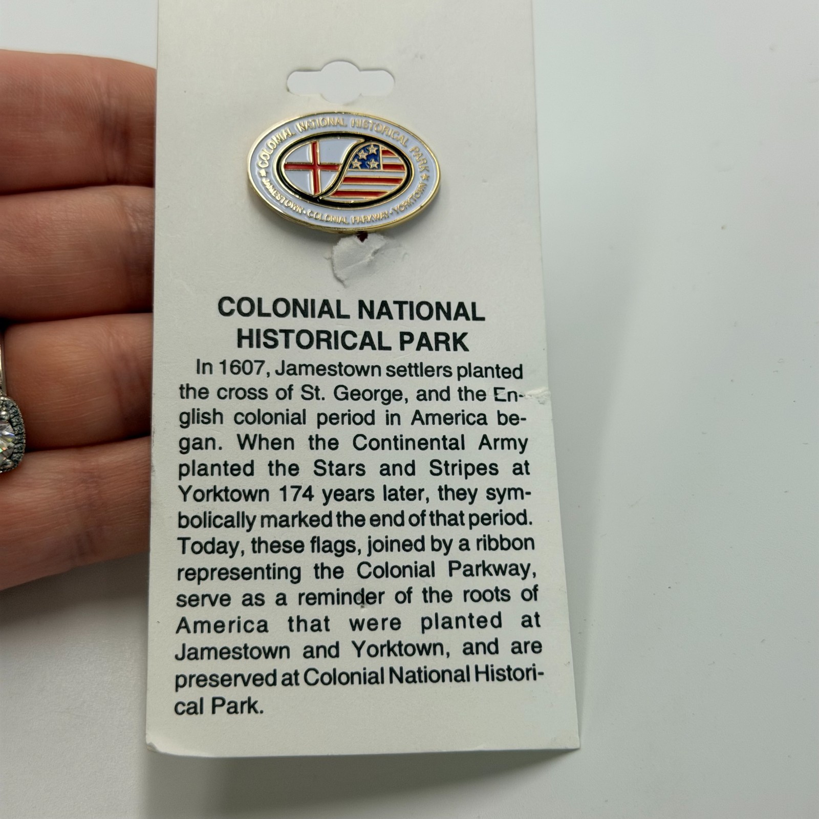 Colonial National Historical Park Jamestown Yorktown Lapel Pin Travel Souvenir