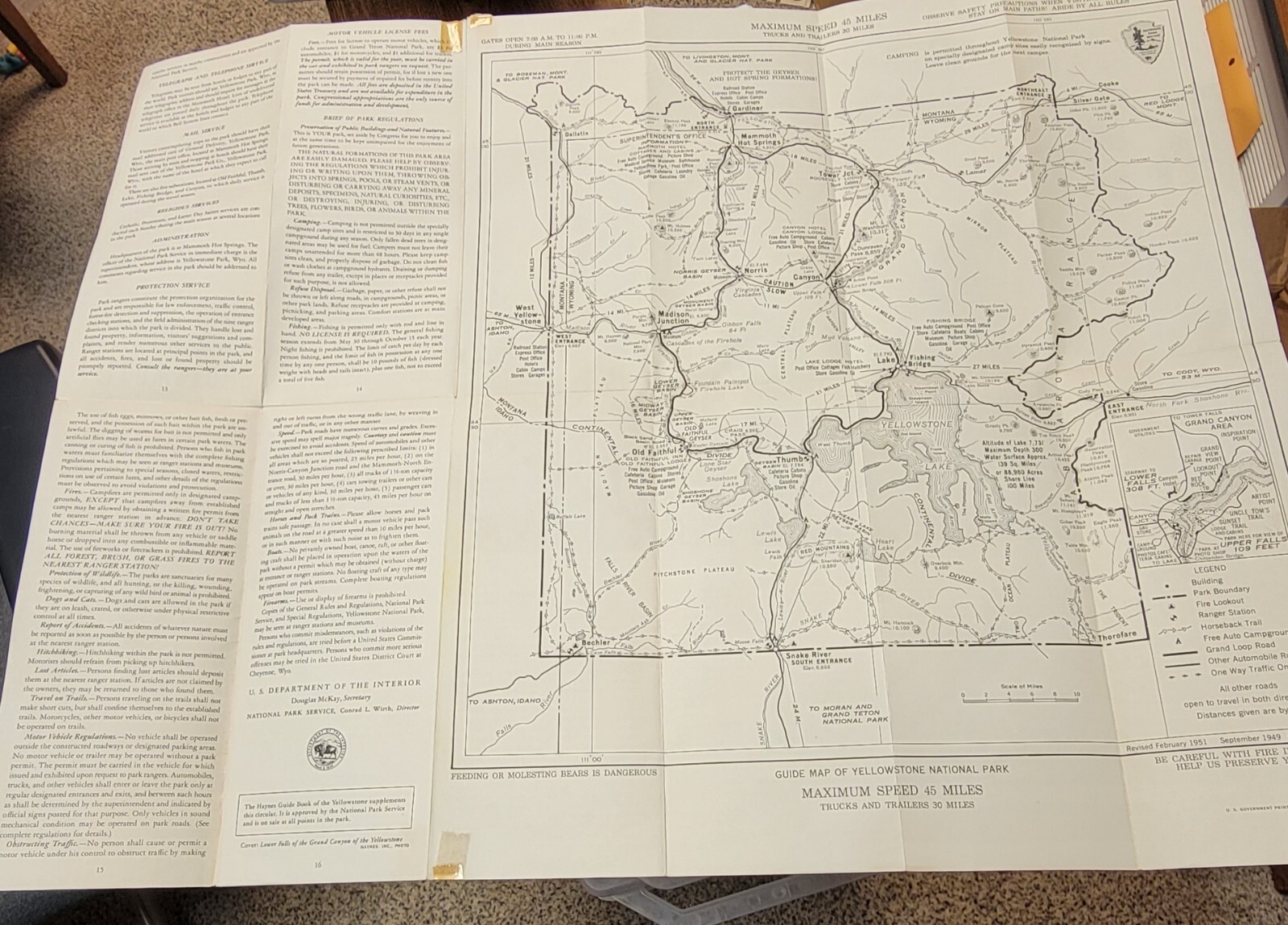 1953 YELLOWSTONE NATIONAL PARK MAP TK