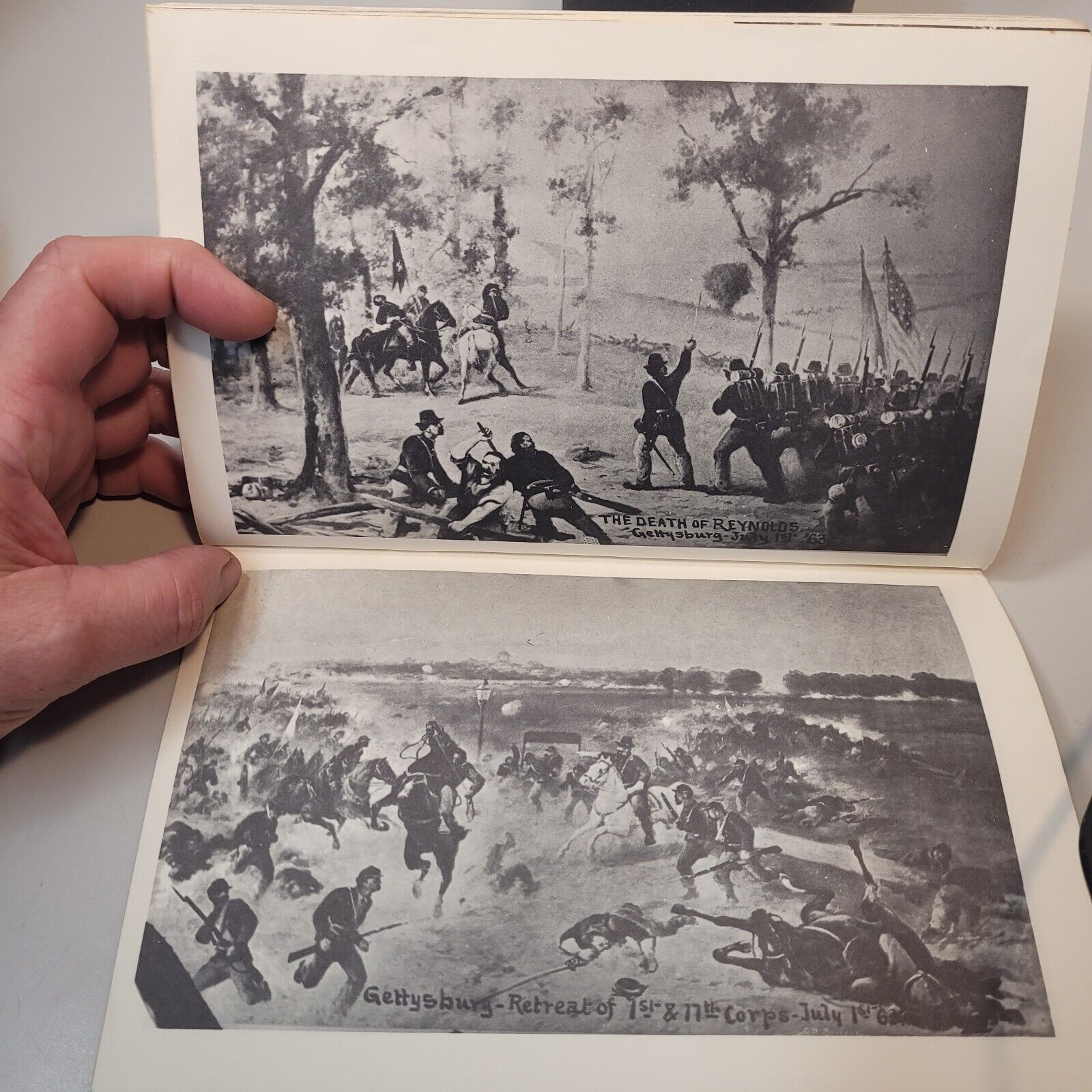 Gettysburg Civil War Battlefield Historical Booklet 1962 F.D. Briscoe Paintings