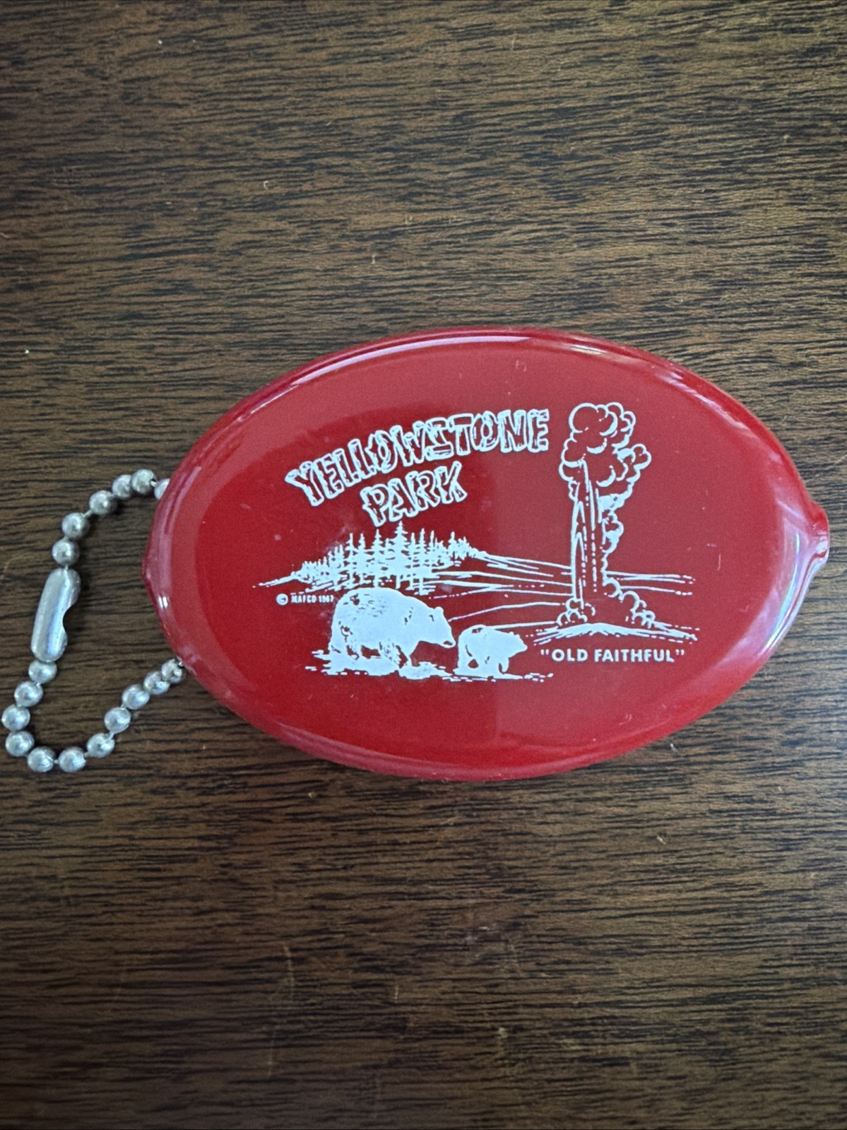 VTG Yellowstone Park Old Faithful Rubber Squeeze Coin Holder Keychain 1980s NPS