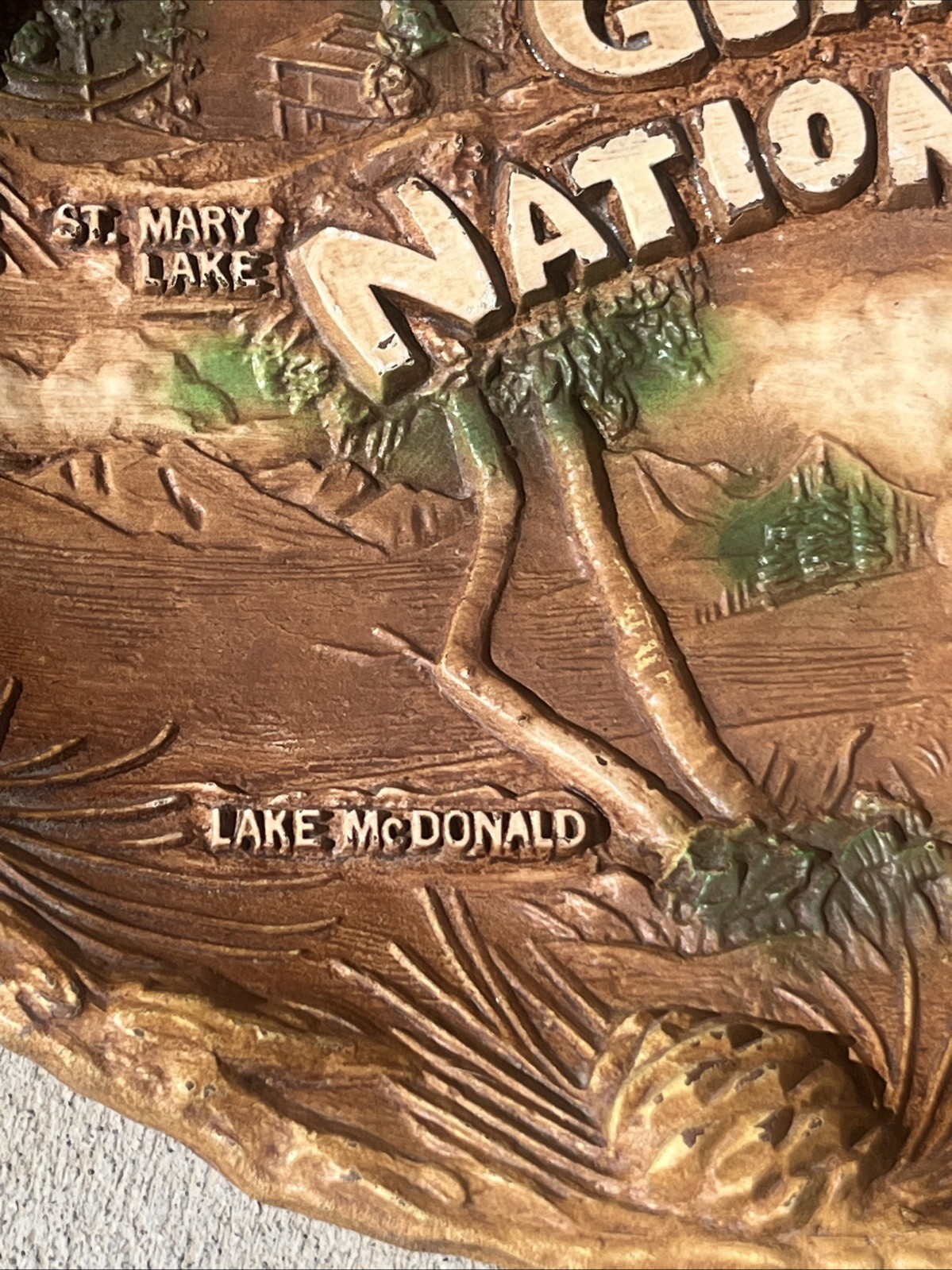 VTG Glacier National Park MT Faux Wood Plastic Shallow Bowl Travel Souviner Wall