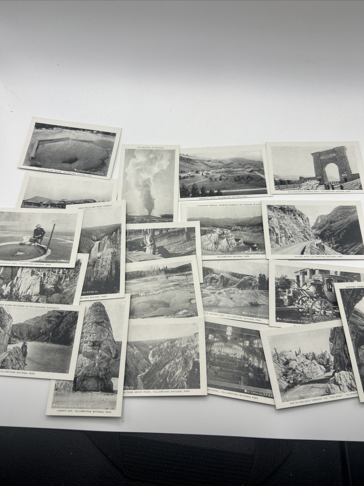 Souvenir Views 1920s pictures 20 Mini YELLOWSTONE National Park