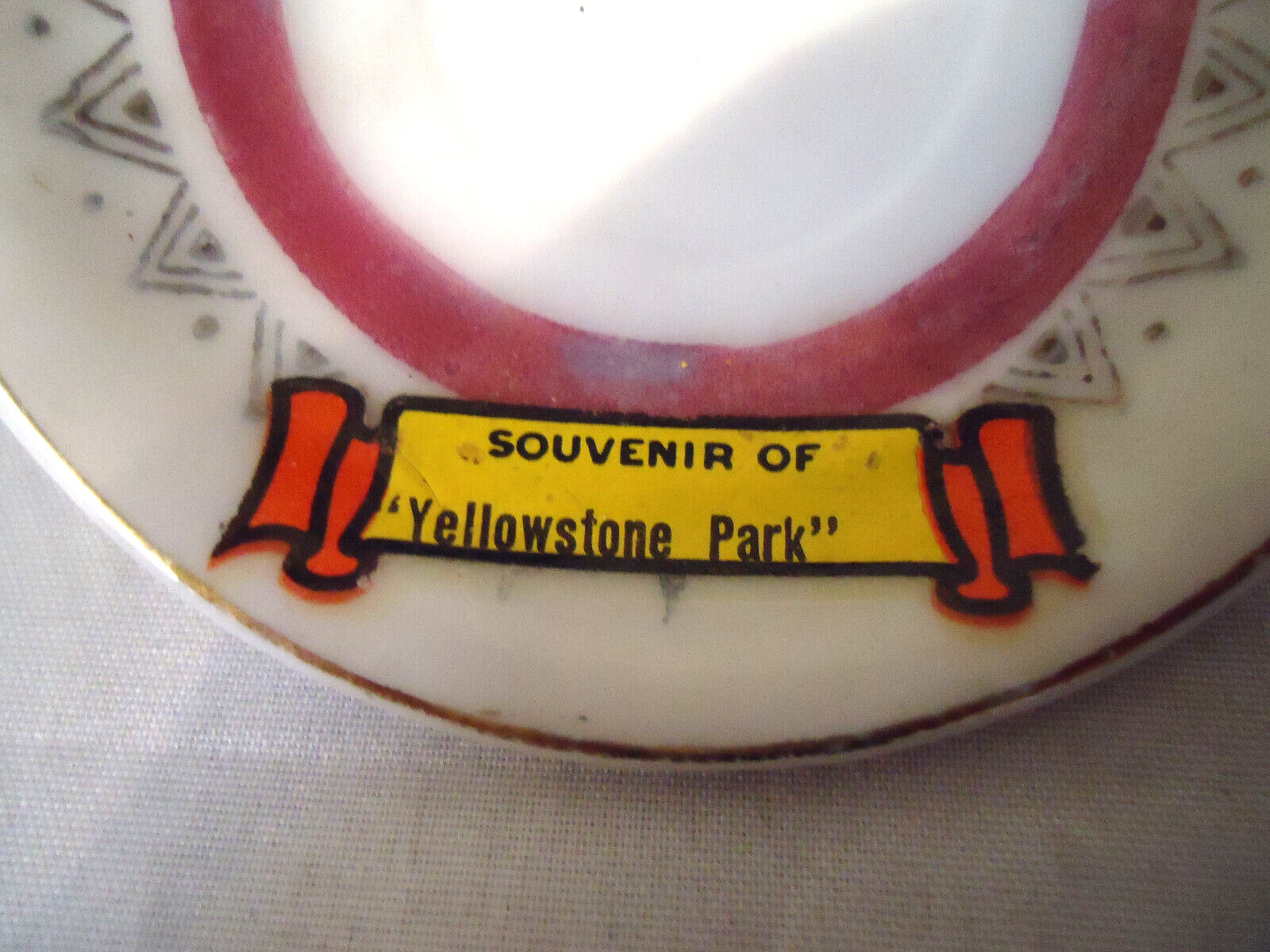VINTAGE YELLOWSTONE PARK SOUVENIR MINIATURE PORCELAIN CUP AND SAUCER