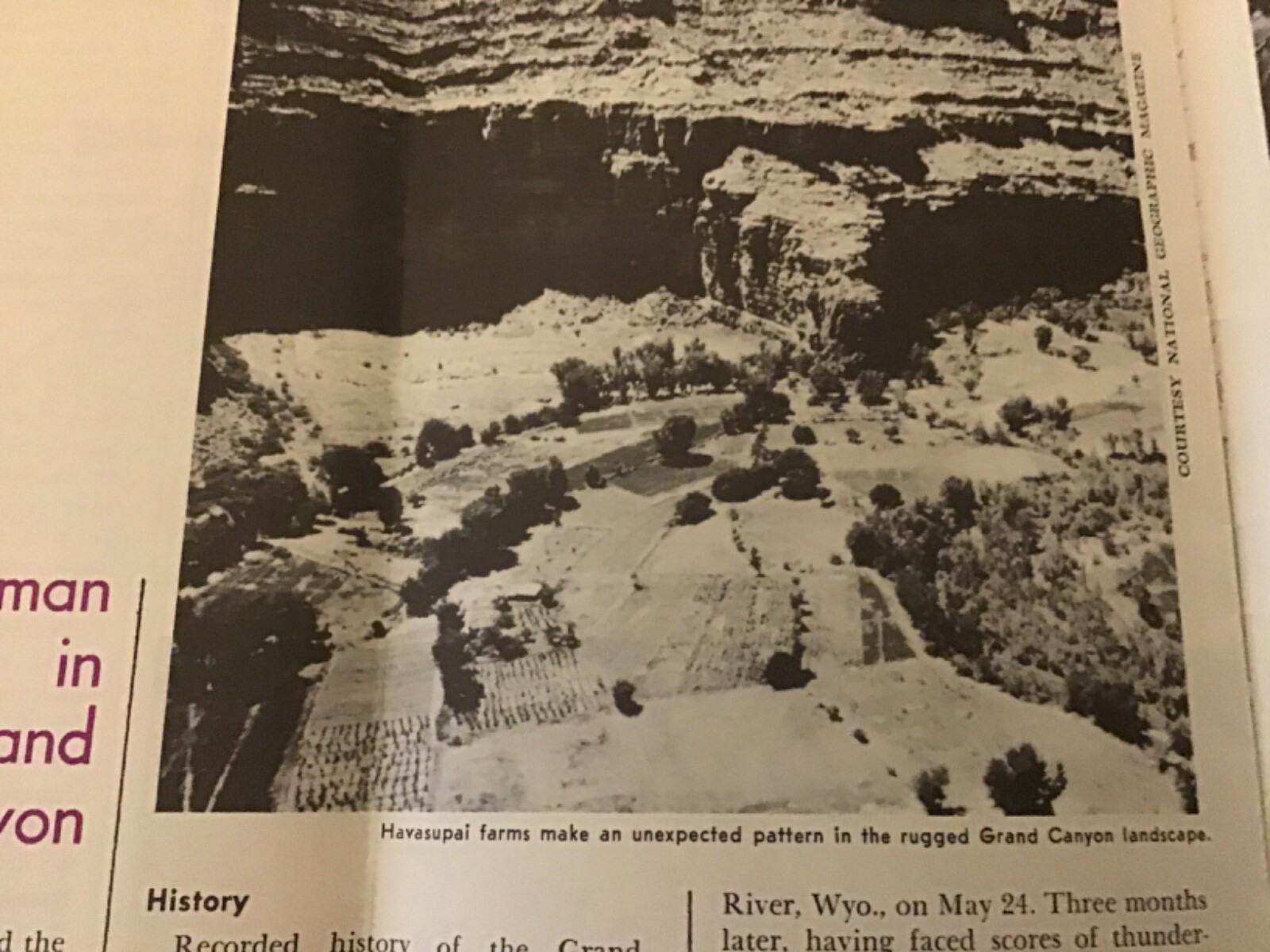 Vintage maps, guides and postcards. Grand Canyon, Miami, Yosemite, Stone Moutain
