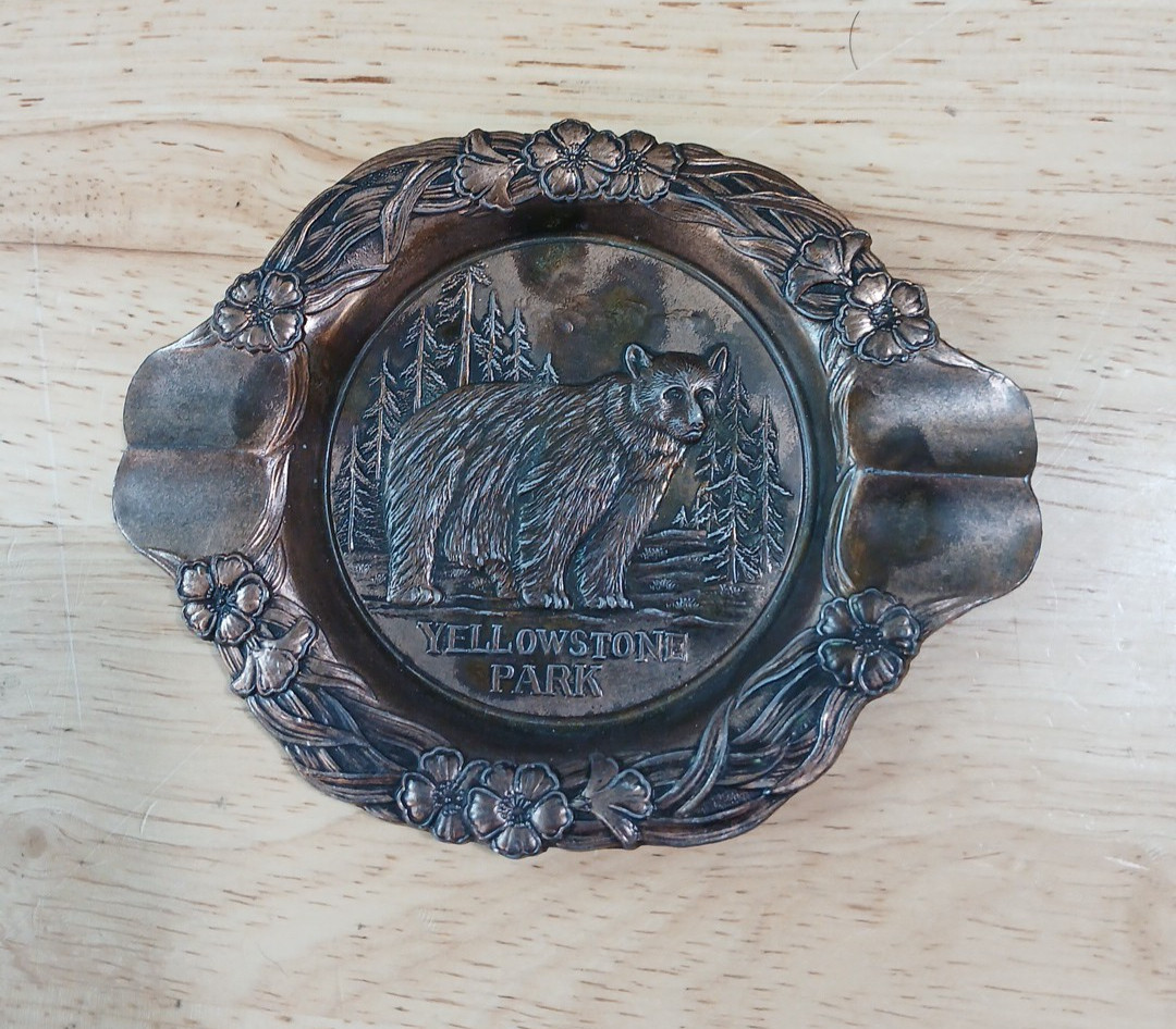 Yellowstone Park Ash Tray Made in Japan