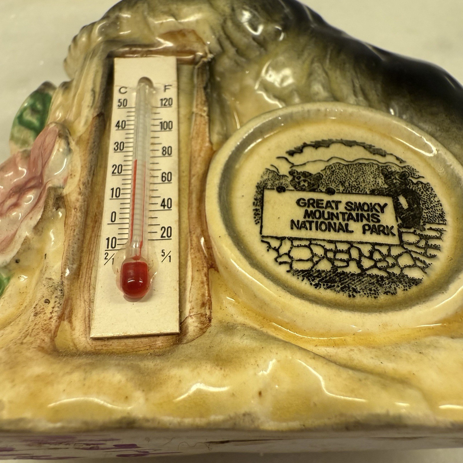 Vintage Great Smoky Mountains National Parks Ceramic Bear Flower Thermometer 80s