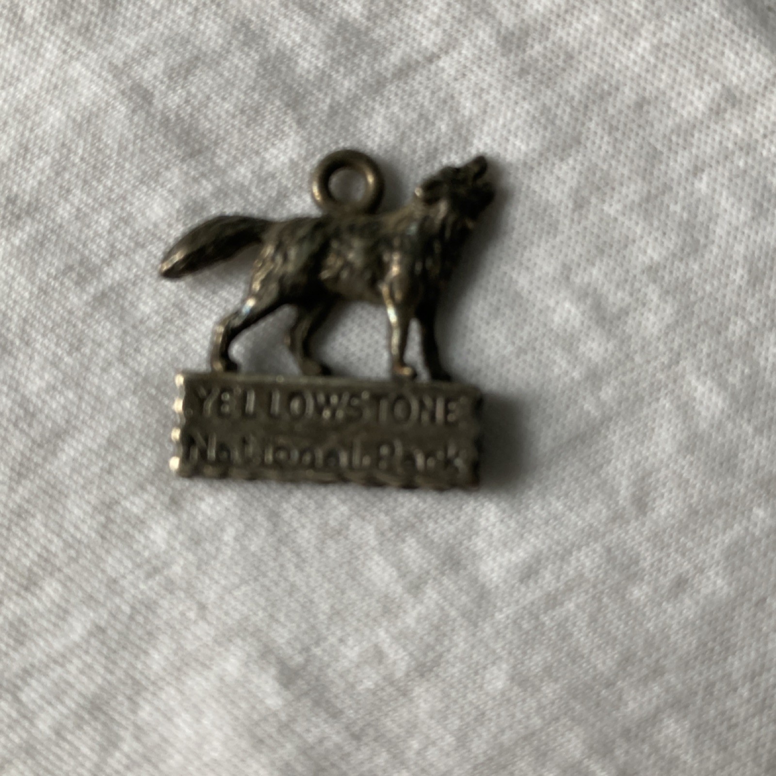 Yellowstone National Park Wolf Charm Pendant – National Parks Theme