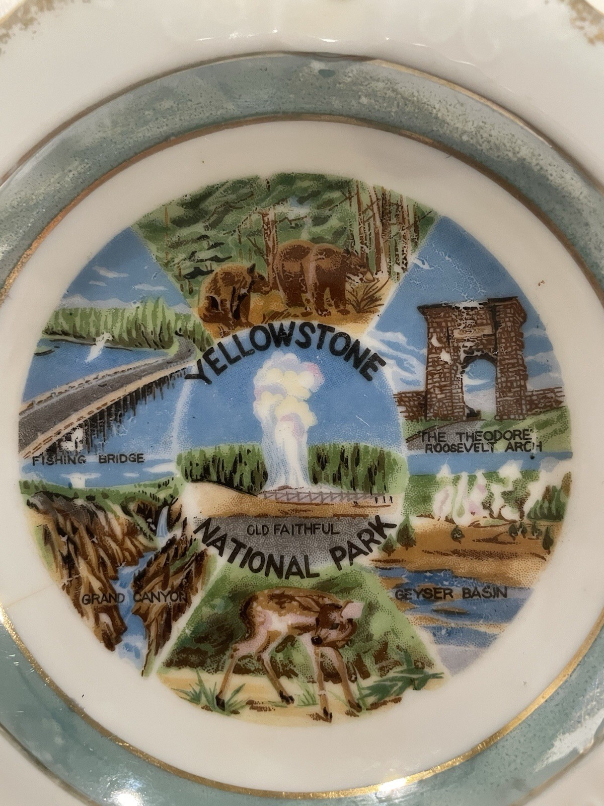 Vintage Yellowstone National Park 6 Inch Souvenir Ash Tray