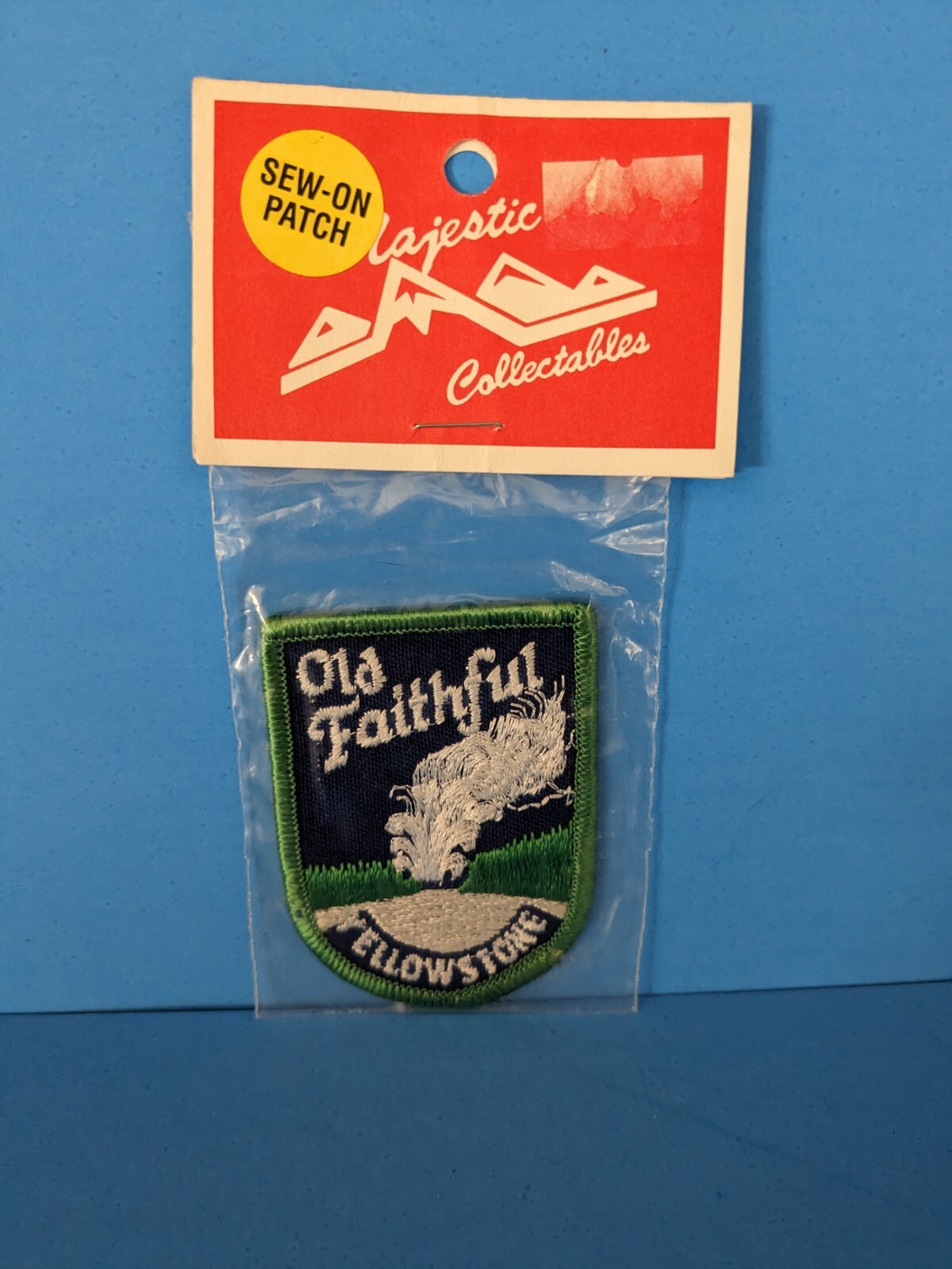 Vintage Old Faithful Yellowstone National Park Patch – Sew On – NEW (G3)