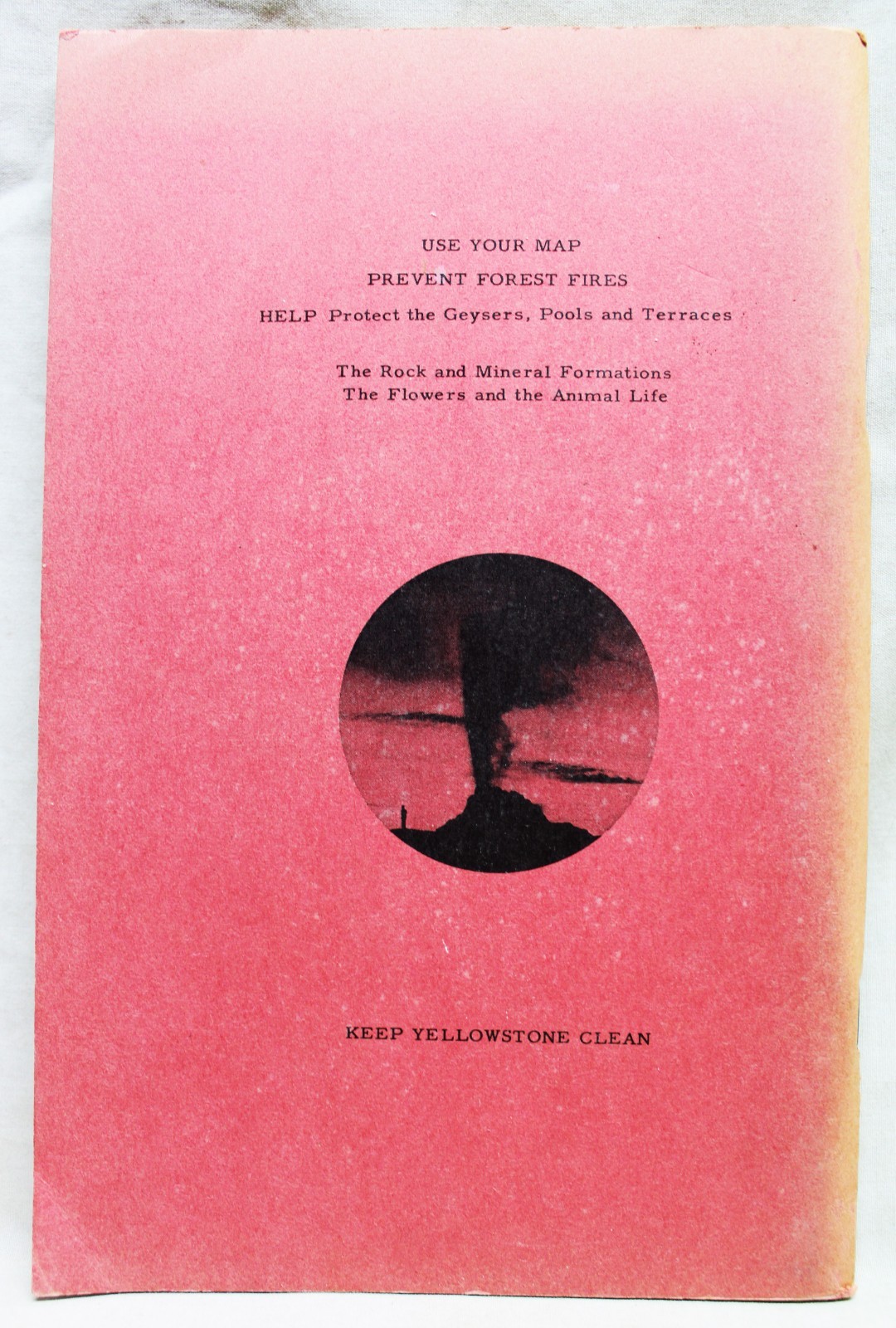 WILD ANIMALS OF YELLOWSTONE NATIONAL PARK BOOKLET BY HAROLD J. BRODRICK 1959
