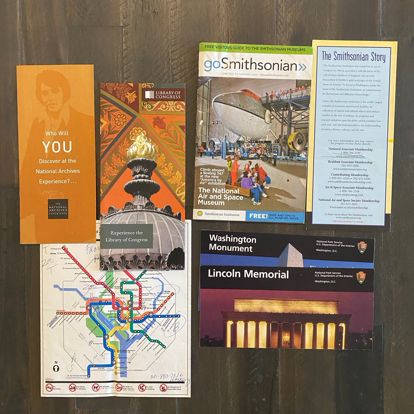 Large Lot Of U.S. National Park & State Tour Maps, Travel Brochures & Newspapers
