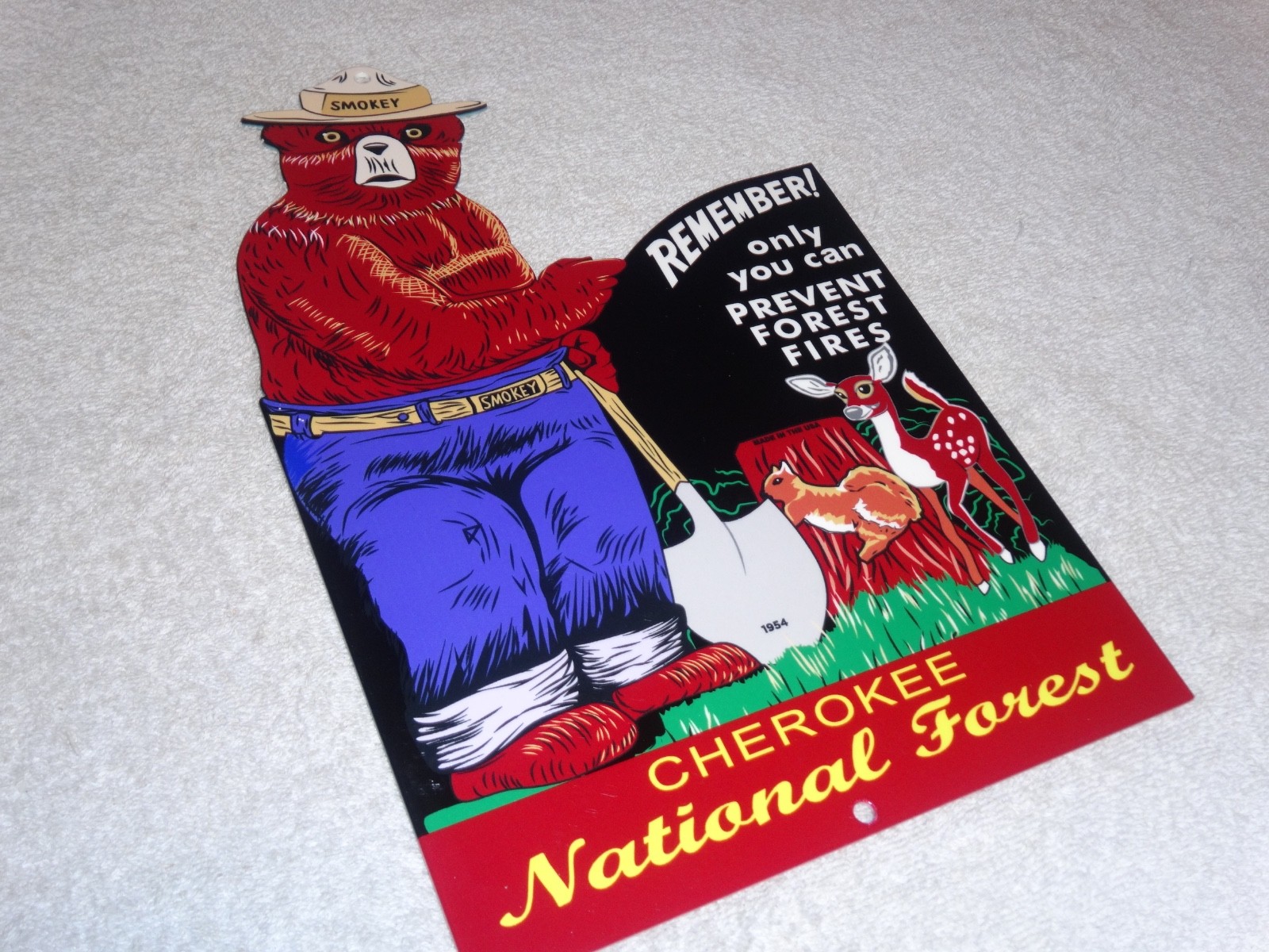 VINTAGE UNITED STATES FOREST FIRE PREVENTION SMOKEY THE BEAR 12″ METAL GAS SIGN!