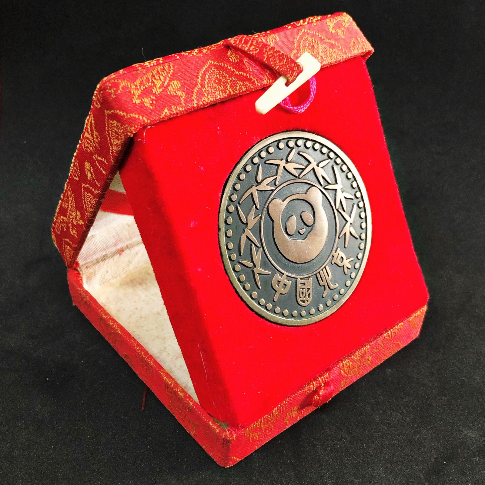 Chinese Panda Bear Cat Luxury Coin Token Medal China Beijing With Box Art Deco
