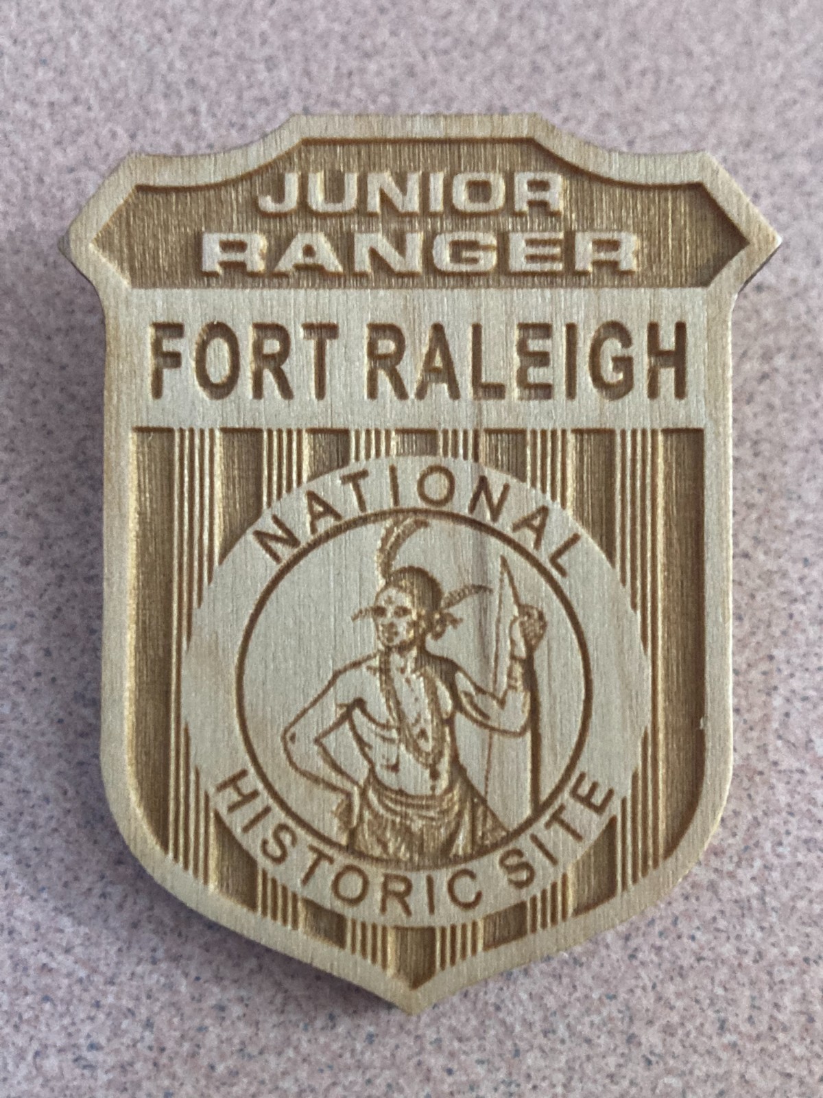 FORT RALEIGH NATIONAL PARK JUNIOR RANGER BADGE NORTH CAROLINA ENGLISH INDIAN HX