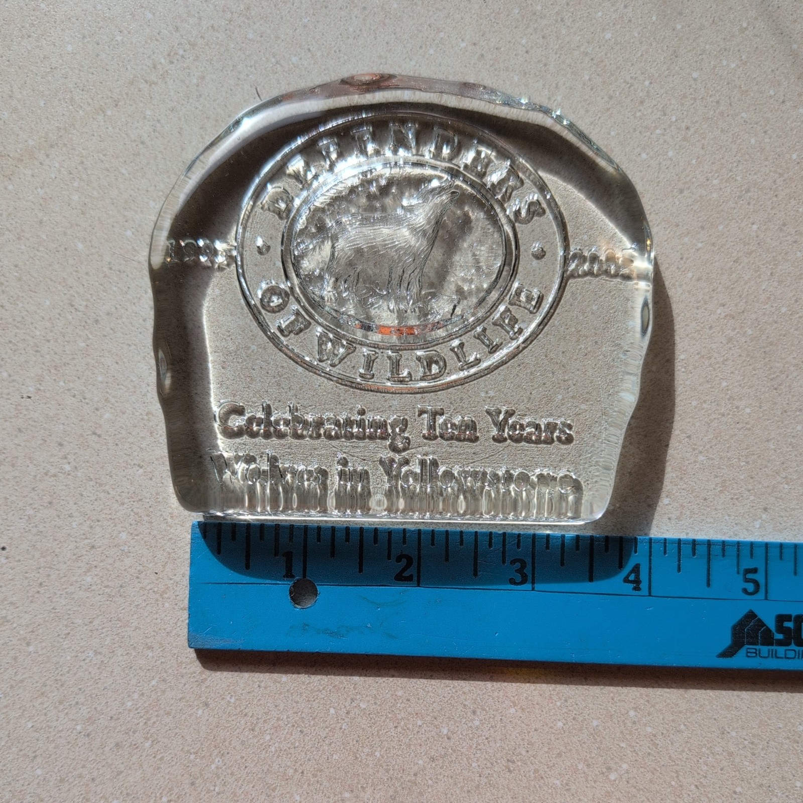 2005 Defenders of Wildlife 10 Years of Wolves in Yellowstone Glass Paperweight