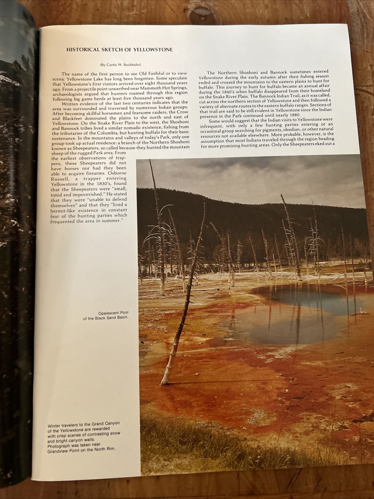 Vintage National Parkways Yellowstone National Park Souvenir Guide Book 1976