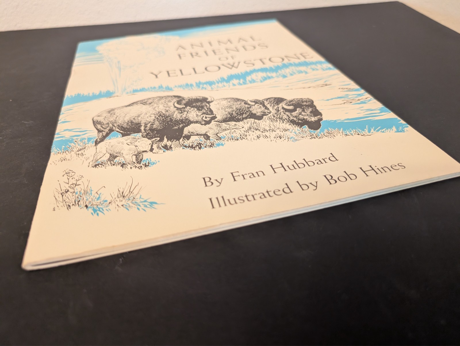 Vtg Animal Friends of Yellowstone Publication Fran Hubard Bob Hines 1971 -Nice