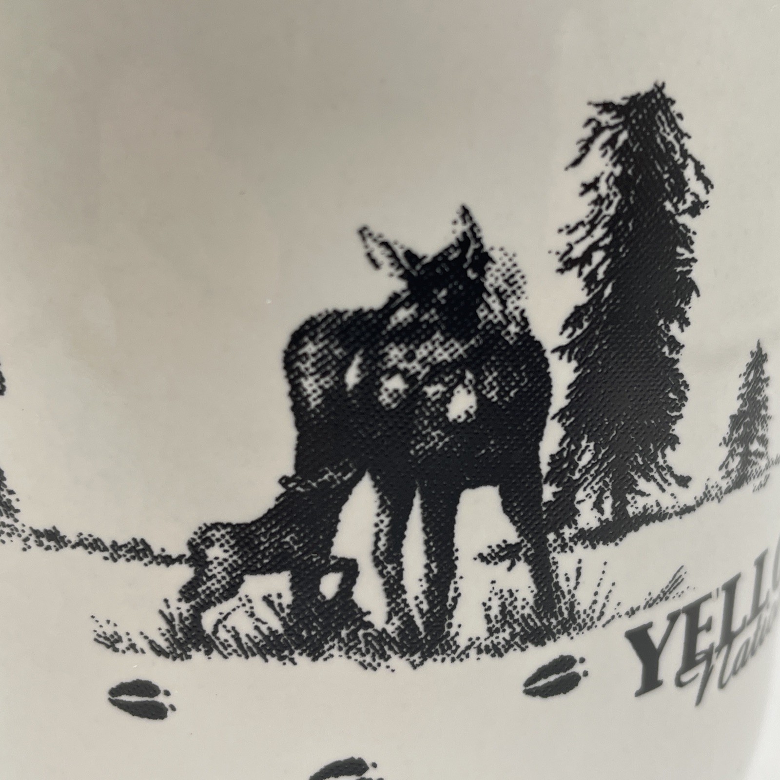 Yellowstone National Park Black & White Coffee Mug Cup with Moose Design EUC