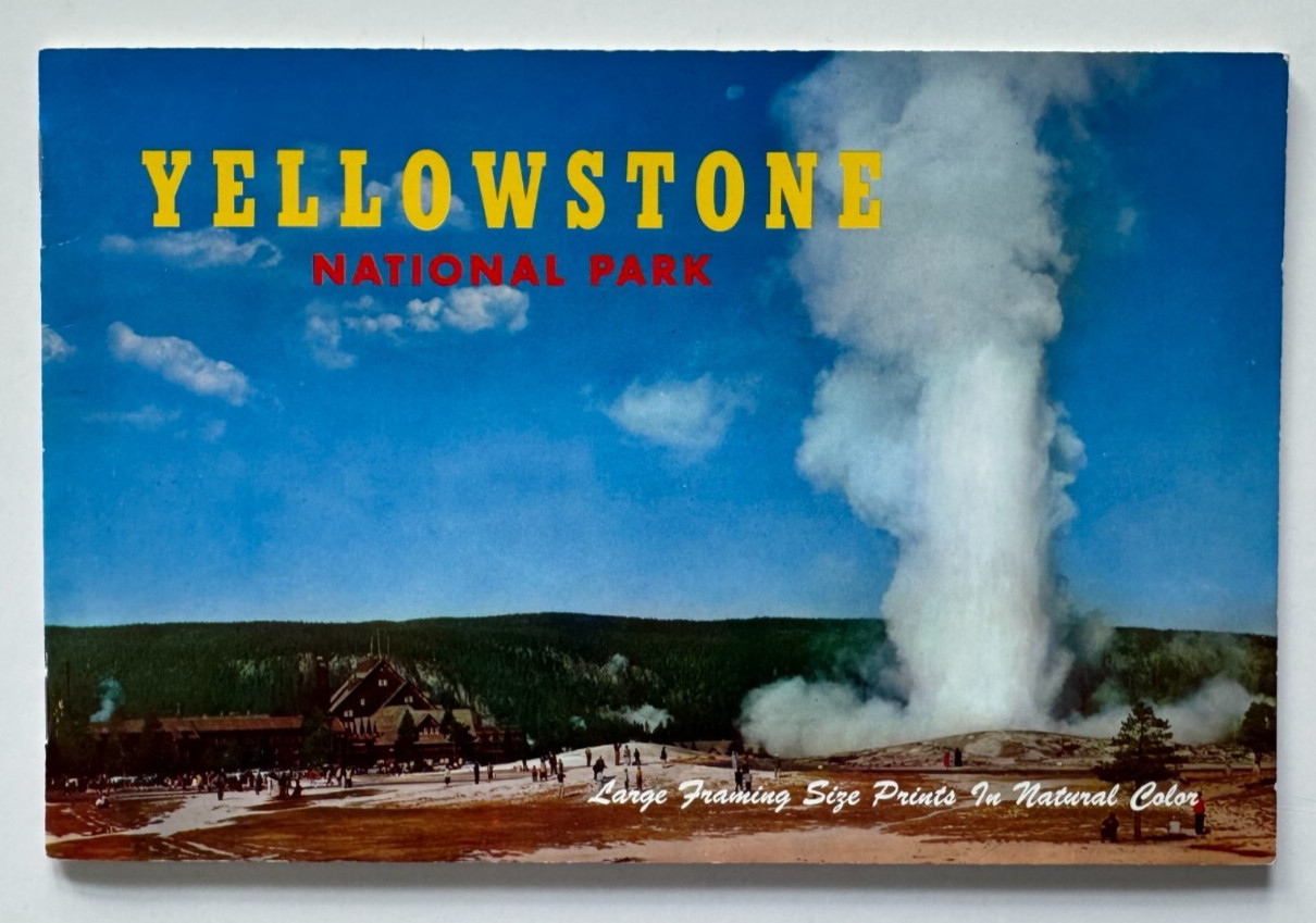 Vintage ca 1950s Yellowstone National Park Souvenir Booklet color illustrated
