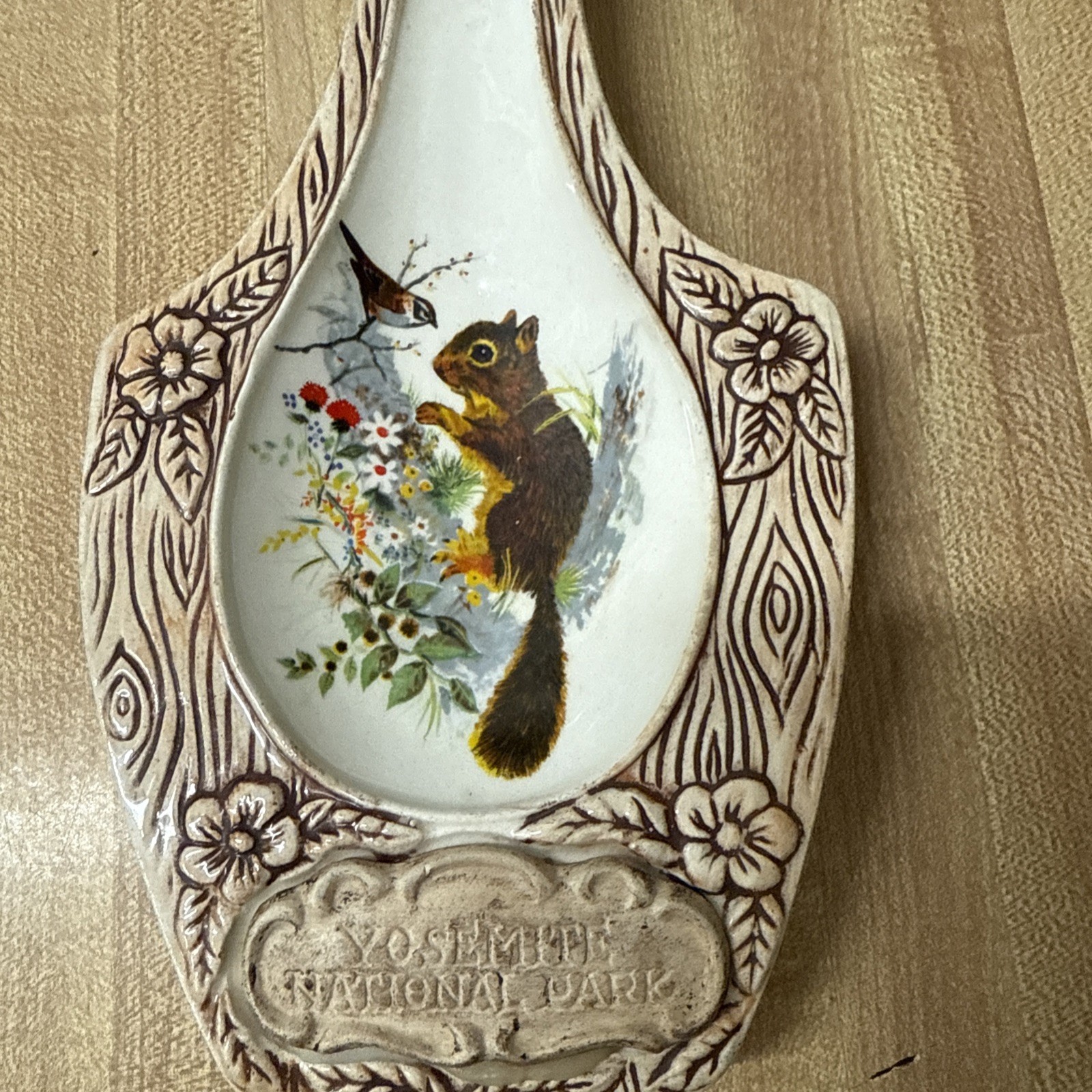 Yosemite Nat’l Pk Squirrel W/Bird Spoon Rest Lg. Ceramic Rustic-Look USA Made