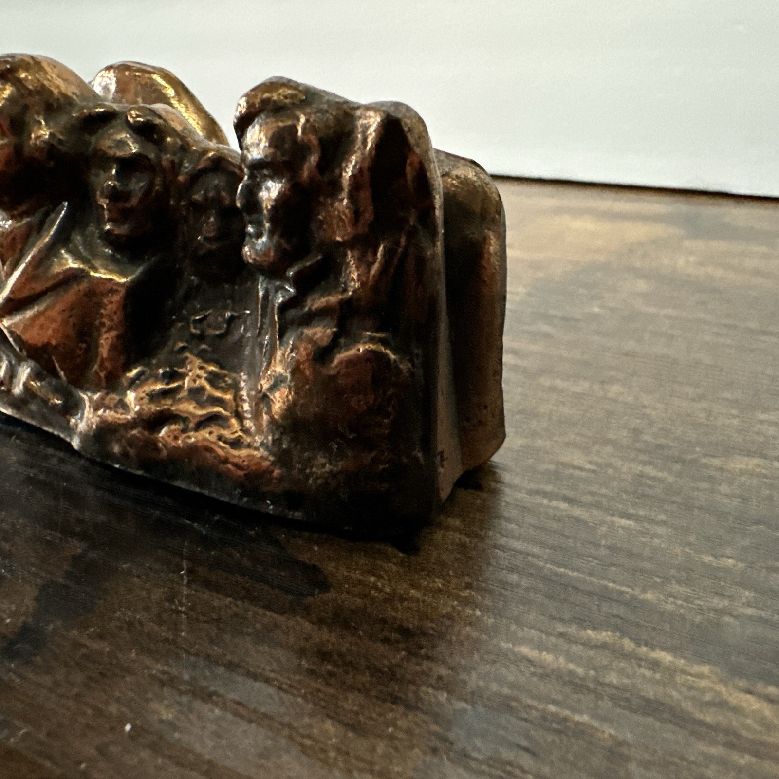 Mt. Rushmore National Memorial Shrine of Democracy – Vintage Souvenir