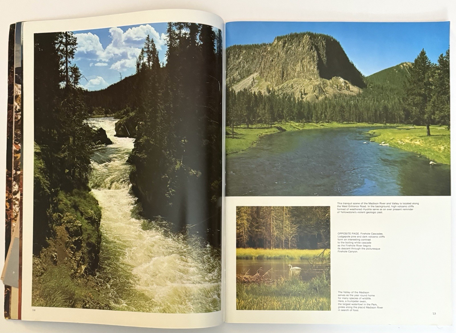 Vtg 1976 National Parkways Yellowstone National Park Photographic Large Guide