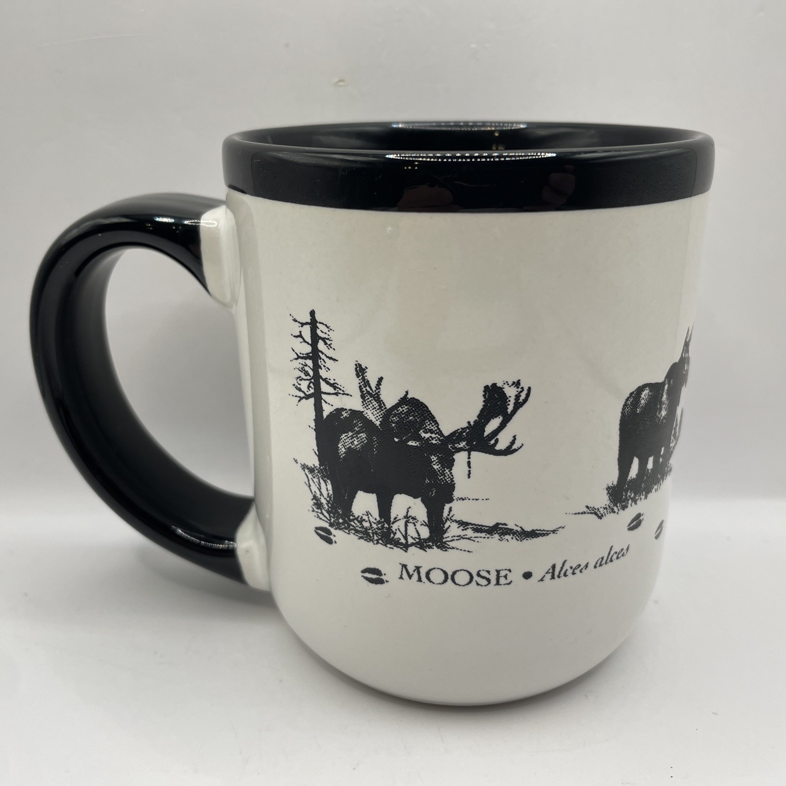 Yellowstone National Park Black & White Coffee Mug Cup with Moose Design EUC