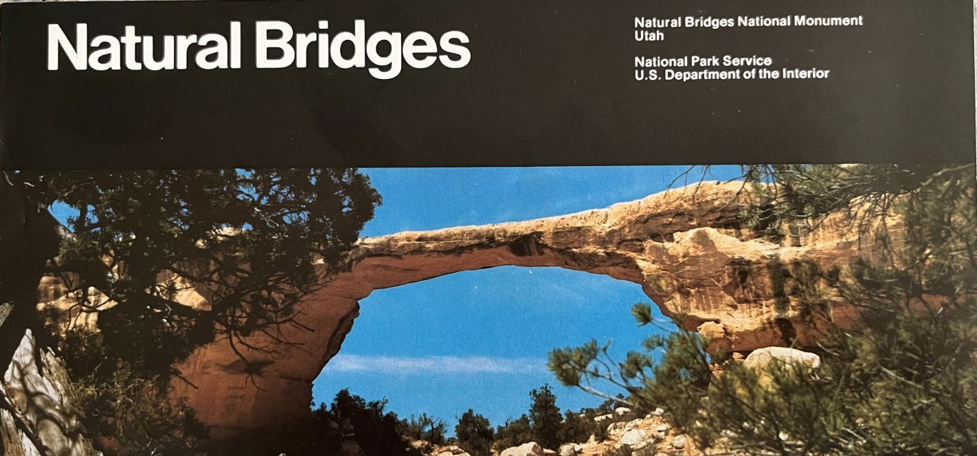 1995 NATURAL BRIDGES MONUMENT NATIONAL PARK SERVICE UNIGRID BROCHURE/MAP OOP