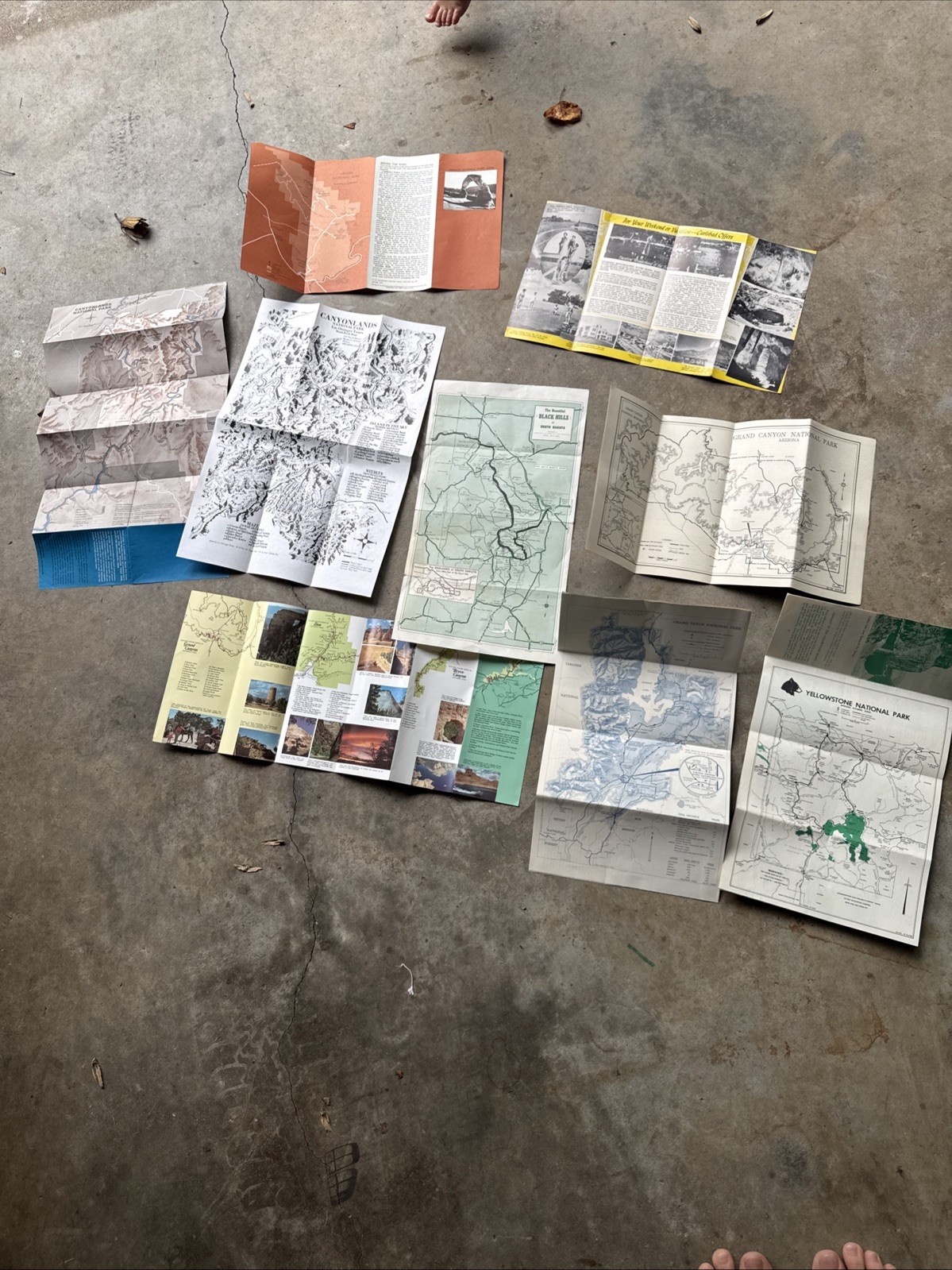 50s-60s National Park Brochures And Maps Lot
