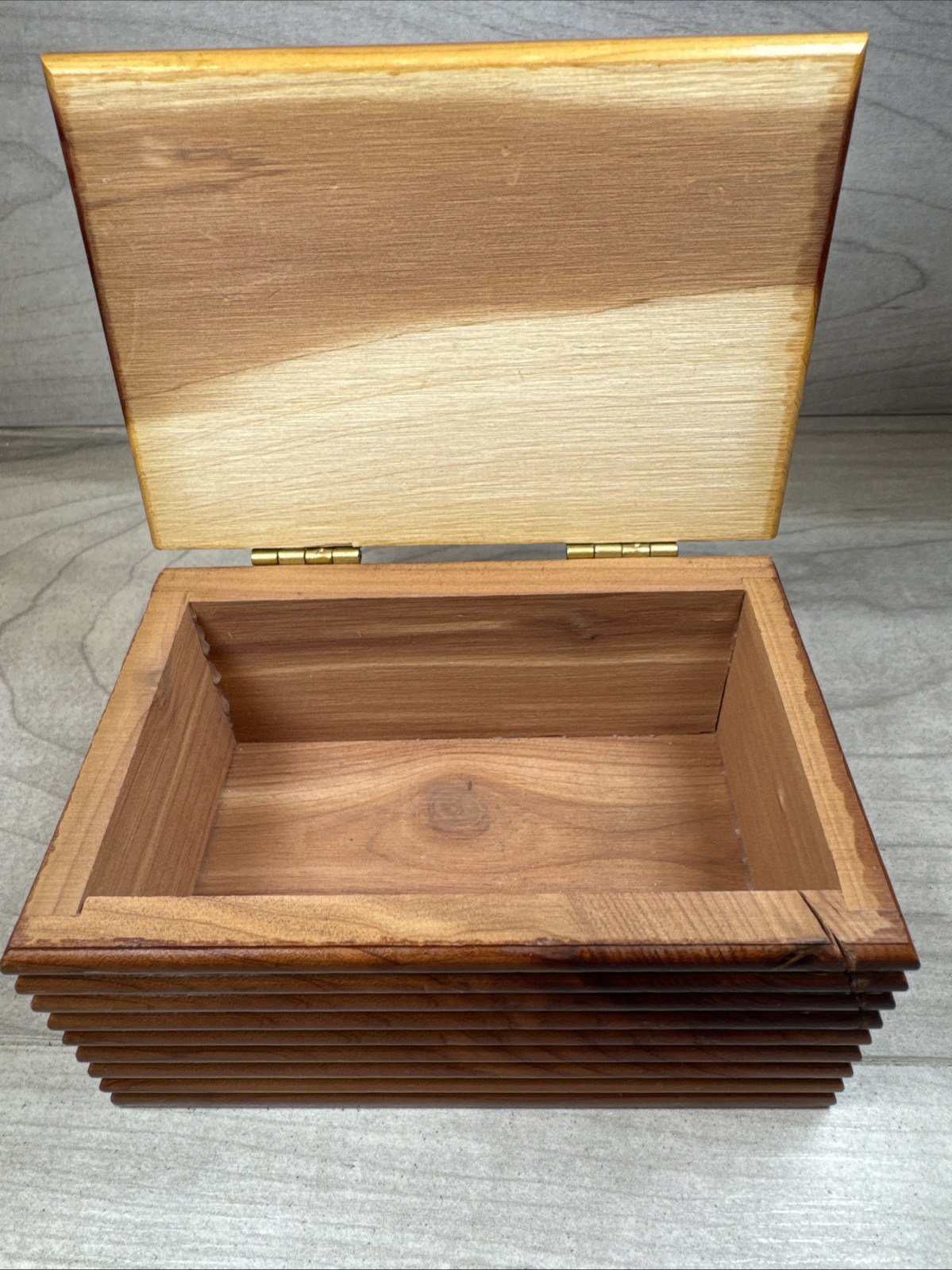 Vintage Shenandoah National Park Cedar Box Grizzly Bear Nature Wood Souvenir