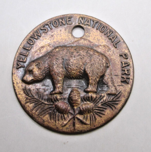 Vintage bear design bronze Yellowstone National Park souvenir pendent/medal