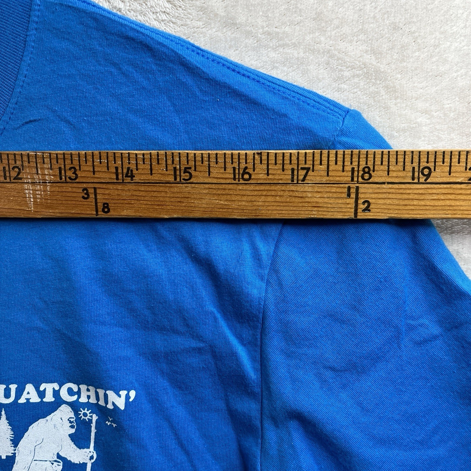 SQUATCHIN Yellowstone T Shirt Blue Delta Platinum Bigfoot National Park Gorpcore