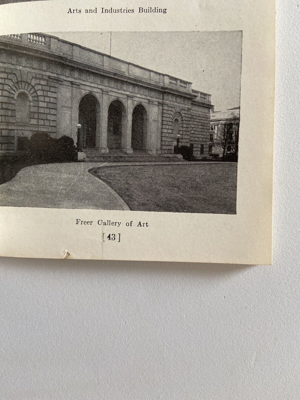 1961 SMITHSONIAN INSTITUTION GUIDE 87 pg maps national air museum Freer GALLERY
